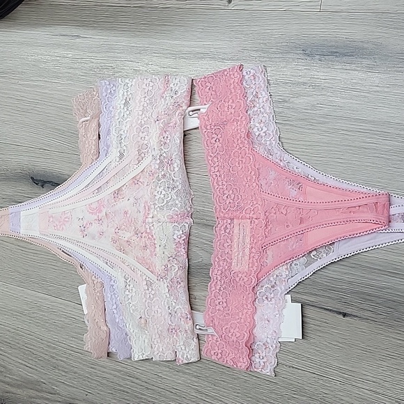 JESSICA SIMPSON THONG. - Picture 8 of 10